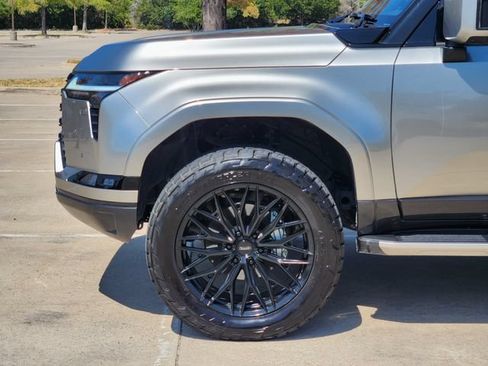 Used 2026 Lexus GX 550 w/ Cold Area Package AWD/4WD image 9