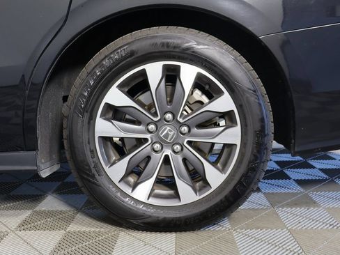 Used 2024 Honda Odyssey EX-L image 17