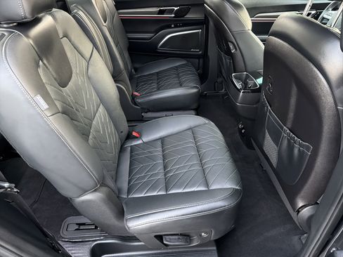 Used 2024 Kia Telluride SX Prestige X-Line image 16