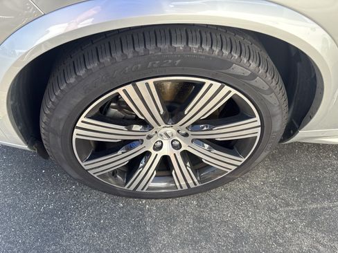 Used 2022 Volvo XC90 T8 Inscription w/ Advanced Package AWD/4WD image 28