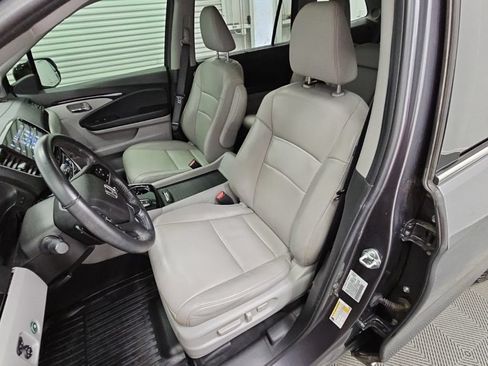 Used 2021 Honda Pilot Touring image 30
