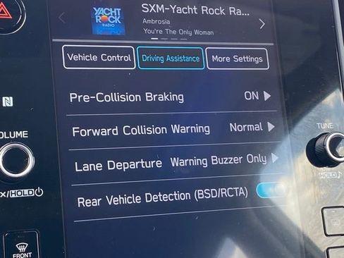 Used 2024 Subaru Crosstrek 2.0i Premium image 20