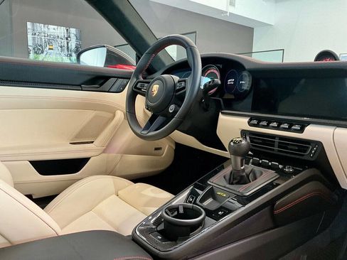 Used 2022 Porsche 911 GT3 image 32