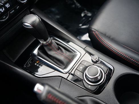 Used 2014 MAZDA MAZDA3 i Grand Touring image 24