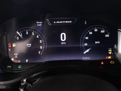 Used 2025 RAM 1500 Limited w/ Off Road Group AWD/4WD image 4