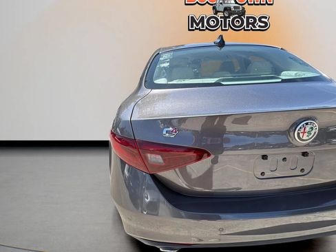 Used 2020 Alfa Romeo Giulia Ti AWD/4WD image 13