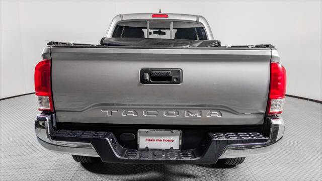 Used 2017 Toyota Tacoma SR5 RWD image 7