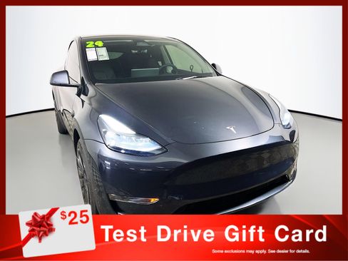 Used 2024 Tesla Model Y Long Range image 1