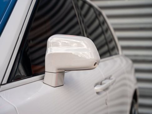 Used 2025 Rolls-Royce Cullinan image 52