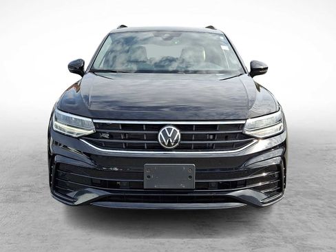 Used 2022 Volkswagen Tiguan SE R-Line AWD/4WD image 2