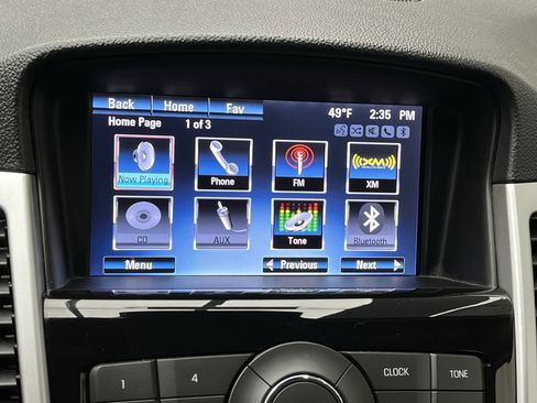 Used 2015 Chevrolet Cruze LT image 17