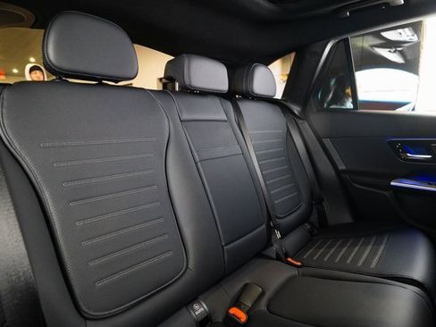 New 2026 Mercedes-Benz GLC 300 4MATIC image 32