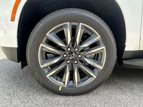 New 2026 Chevrolet Tahoe LS w/ LS Custom Edition AWD/4WD image 10