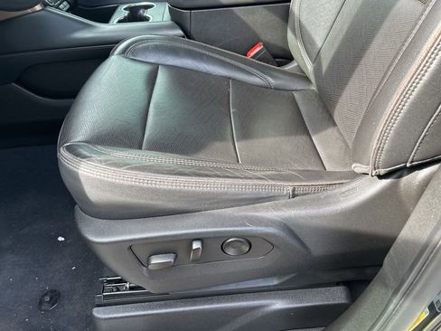 Used 2022 Chevrolet Tahoe High Country image 18