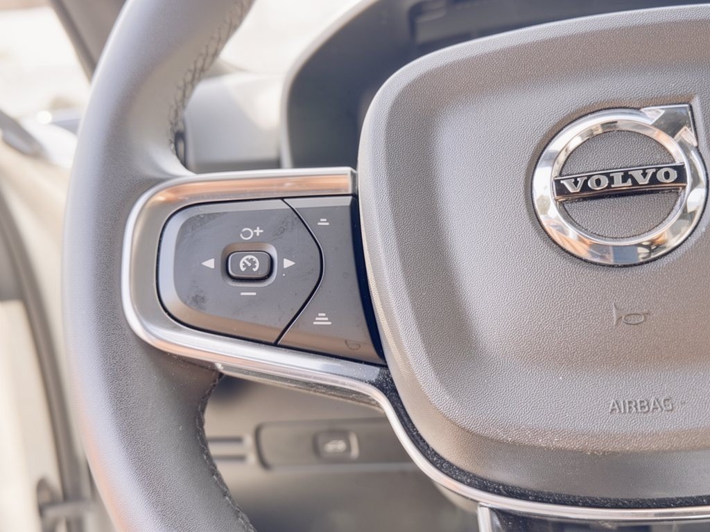 Used 2023 Volvo C40 P8 Recharge Ultimate AWD/4WD image 18