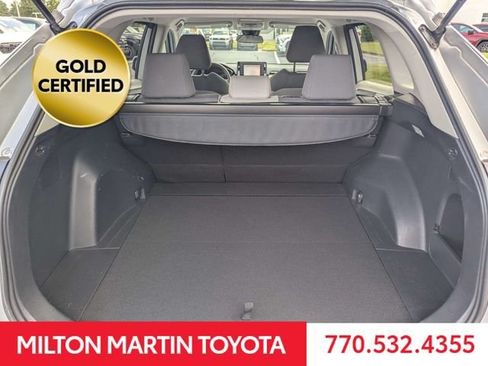 Certified 2021 Toyota RAV4 XLE FWD image 11