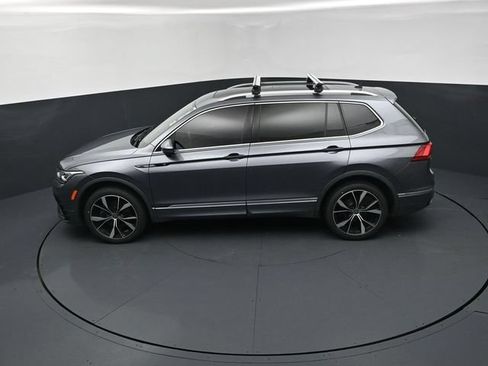 Used 2022 Volkswagen Tiguan SEL R-Line AWD/4WD image 15