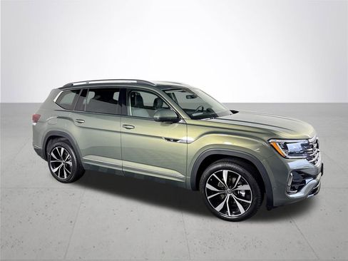 New 2026 Volkswagen Atlas SEL Premium R-Line image 4
