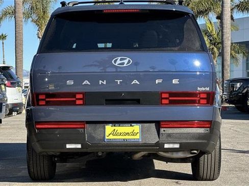 Certified 2025 Hyundai Santa Fe SEL image 5