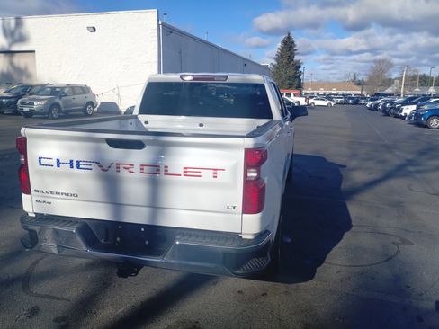 Used 2022 Chevrolet Silverado 1500 LT image 3