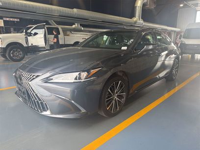 Used 2022 Lexus ES 350 w/ Premium Package
