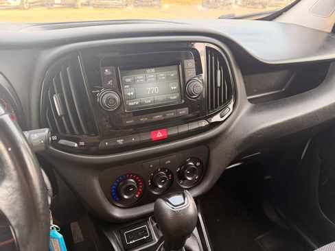 Used 2017 RAM ProMaster City Tradesman w/ Rear Back-up Camera Group image 19