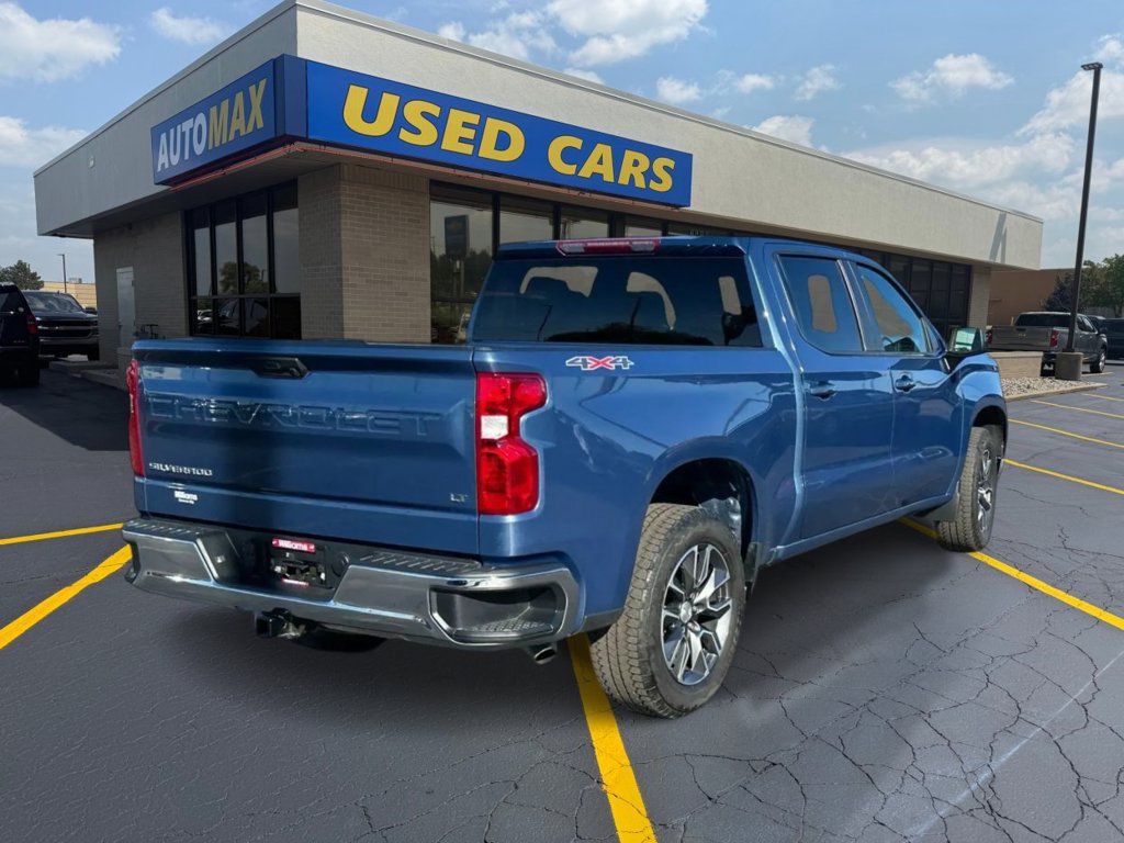 Used 2024 Chevrolet Silverado 1500 LT AWD/4WD image 5