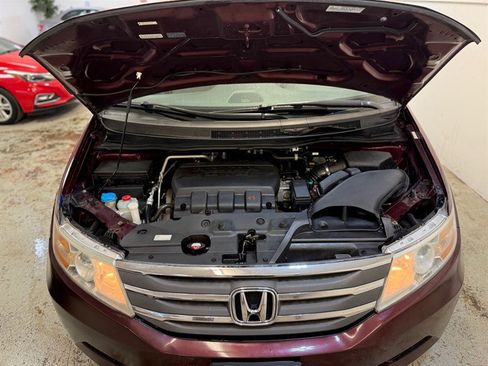 Used 2013 Honda Odyssey EX image 8