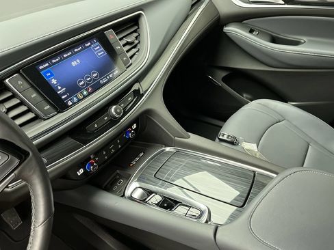 Certified 2023 Buick Enclave Essence w/ Sport Touring Edition AWD/4WD image 17