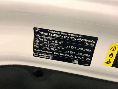 Used 2021 BMW X5 M50i image 32