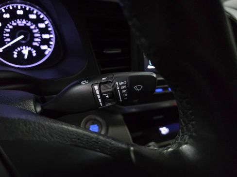 Used 2019 Hyundai Elantra Value Edition image 21