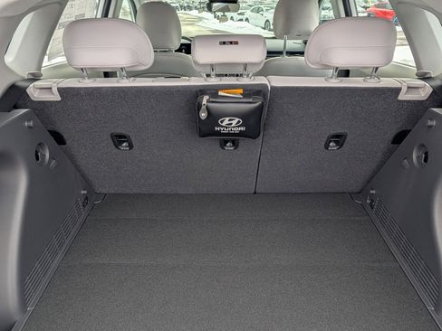 New 2026 Hyundai Kona SE image 4