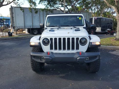 Used 2023 Jeep Gladiator Rubicon w/ Cold Weather Group image 8