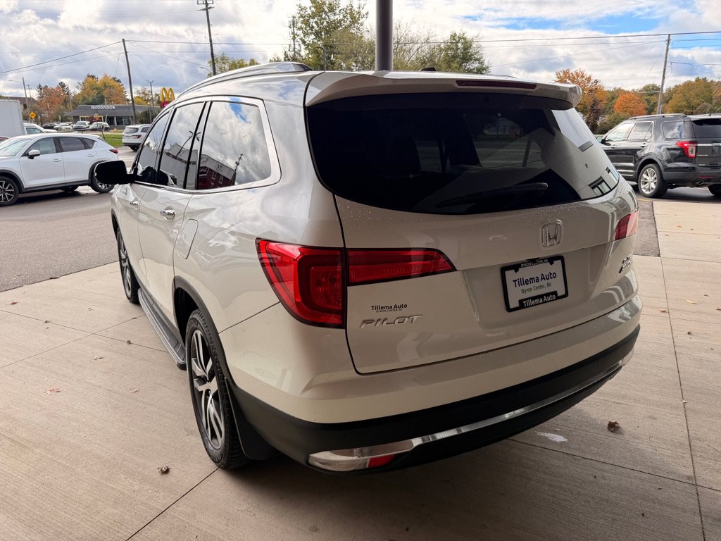 Used 2016 Honda Pilot Elite image 5