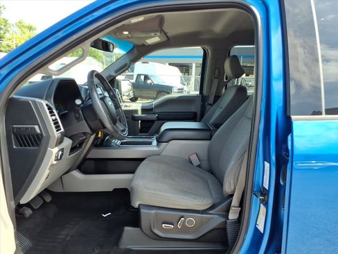 Used 2016 Ford F150 XLT w/ Equipment Group 302A Luxury AWD/4WD image 12