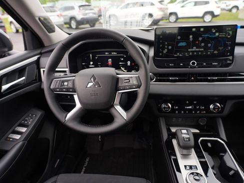 New 2026 Mitsubishi Outlander SE AWD/4WD image 20