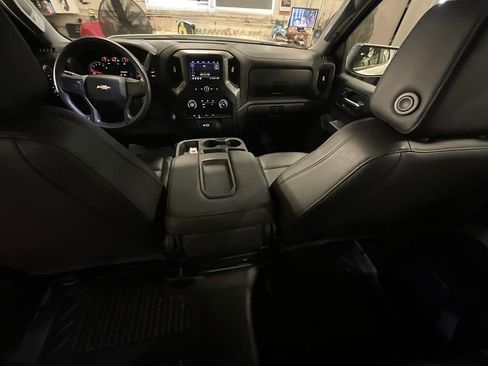 Used 2024 Chevrolet Silverado 1500 W/T AWD/4WD image 3