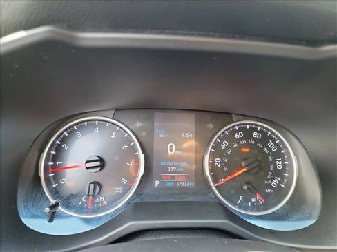 Used 2021 Toyota RAV4 LE AWD/4WD image 19