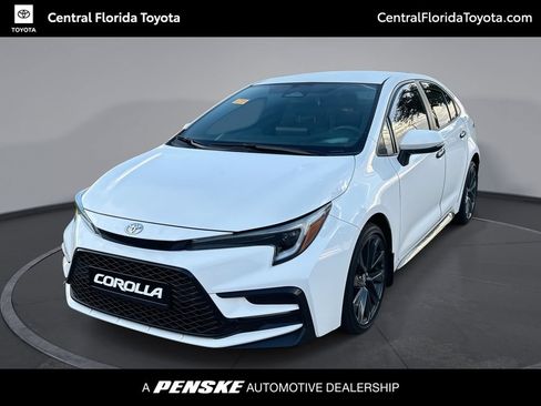 Used 2024 Toyota Corolla SE FWD image 1