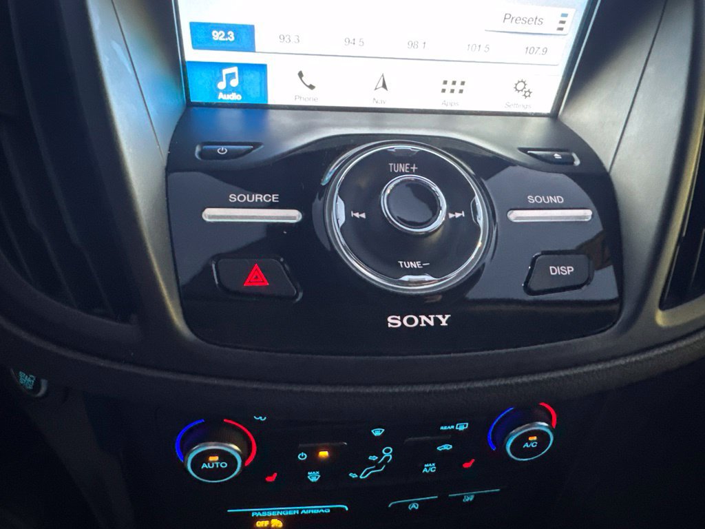 Used 2017 Ford Escape Titanium AWD/4WD image 29