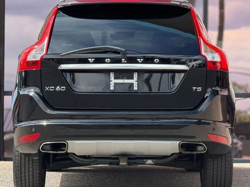 Used 2016 Volvo XC60 T5 Premier FWD image 12