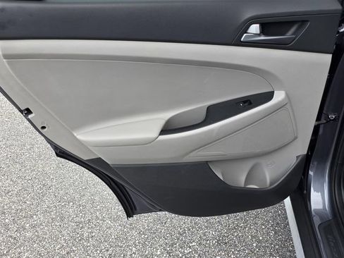 Used 2017 Hyundai Tucson Sport FWD image 27