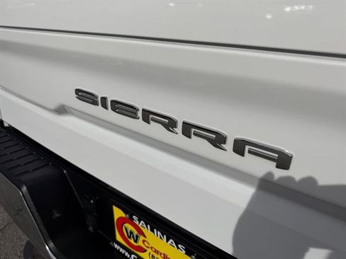 Used 2024 GMC Sierra 1500 SLT image 8