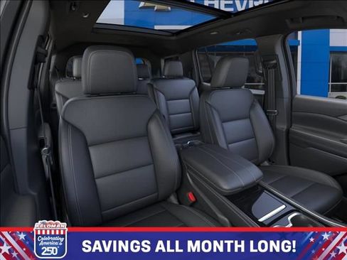 New 2026 Chevrolet Traverse LT w/ Sun and Wheel Package AWD/4WD image 16