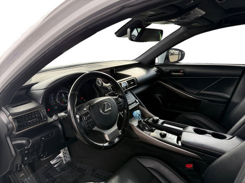 Used 2020 Lexus IS 350 F Sport image 9