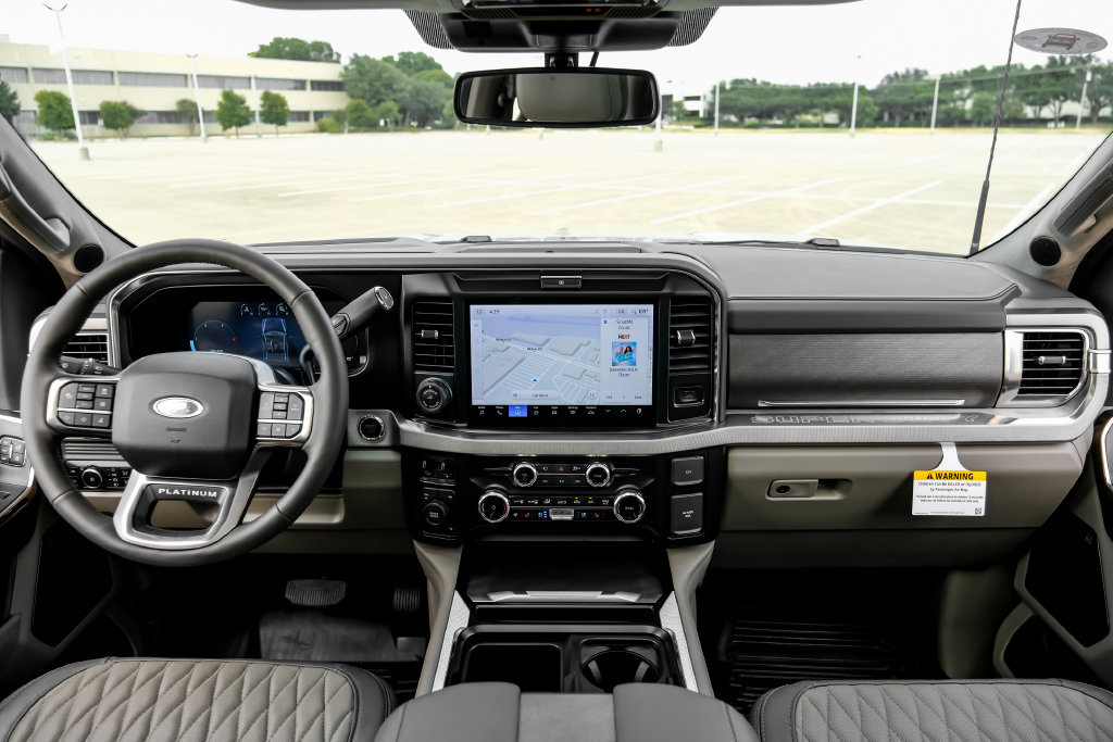 Used 2026 Ford F450 Platinum w/ Platinum Plus Package AWD/4WD image 17