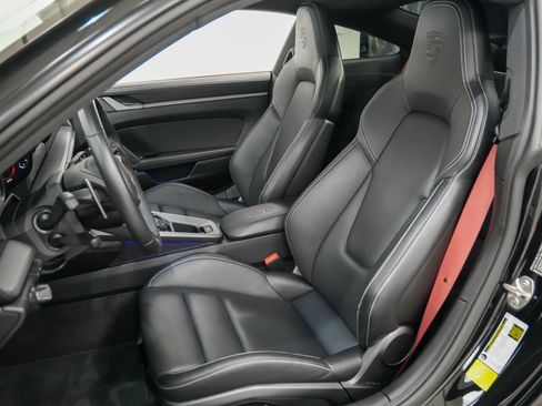 Certified 2023 Porsche 911 Carrera S RWD image 5