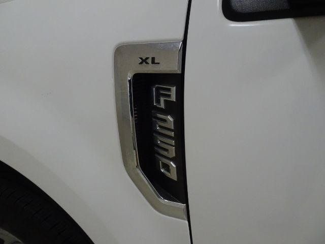 Used 2019 Ford F250 XL w/ Power Equipment Group RWD image 9