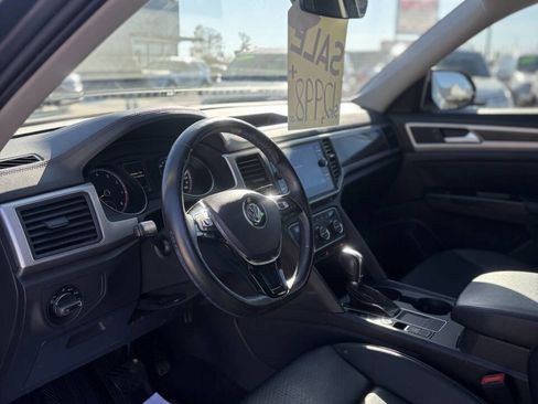 Used 2018 Volkswagen Atlas SE image 15