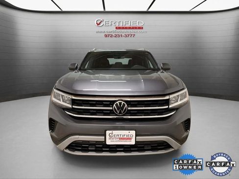 Used 2023 Volkswagen Atlas Cross Sport SE w/ Panoramic Sunroof Package image 2